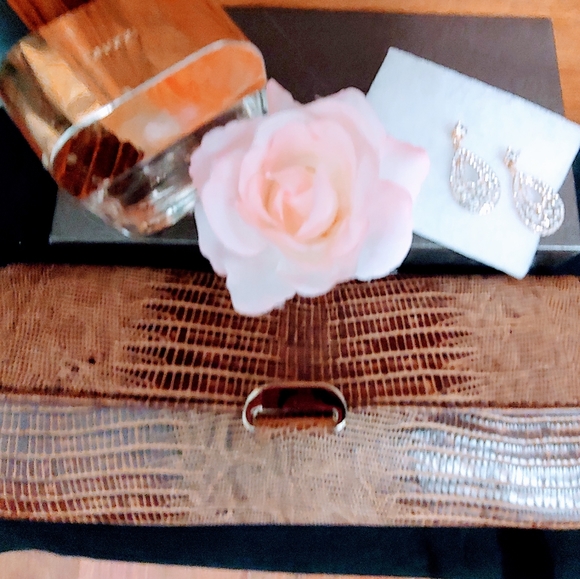 Charles David Crocodile Brown Cltuch/Evenning Bag - Picture 2 of 8